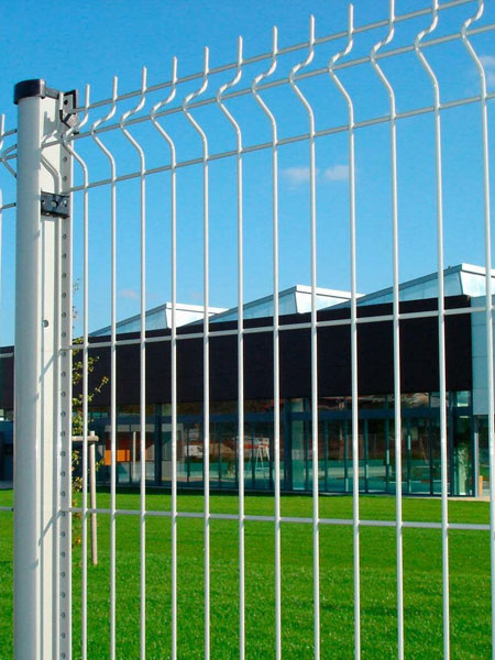 welded wire fence