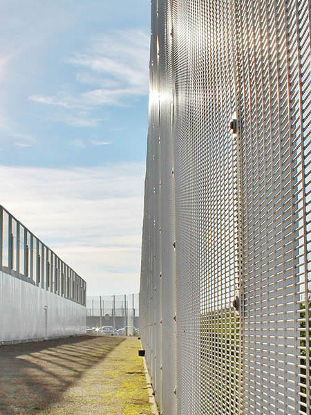 anti climb/ high security fence